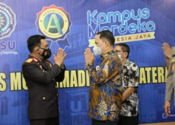 Kapoldasu Tinjau Vaksinasi Massal di Kampus Pascasarjana UMSU