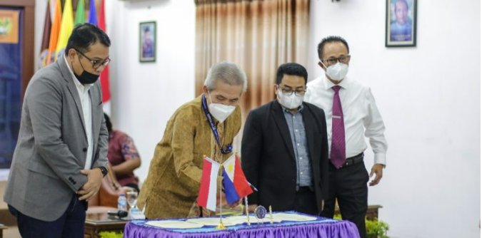 UMSU dan CSU Philippines Gelar Penandatanganan MoU Internasional Secara Virtual