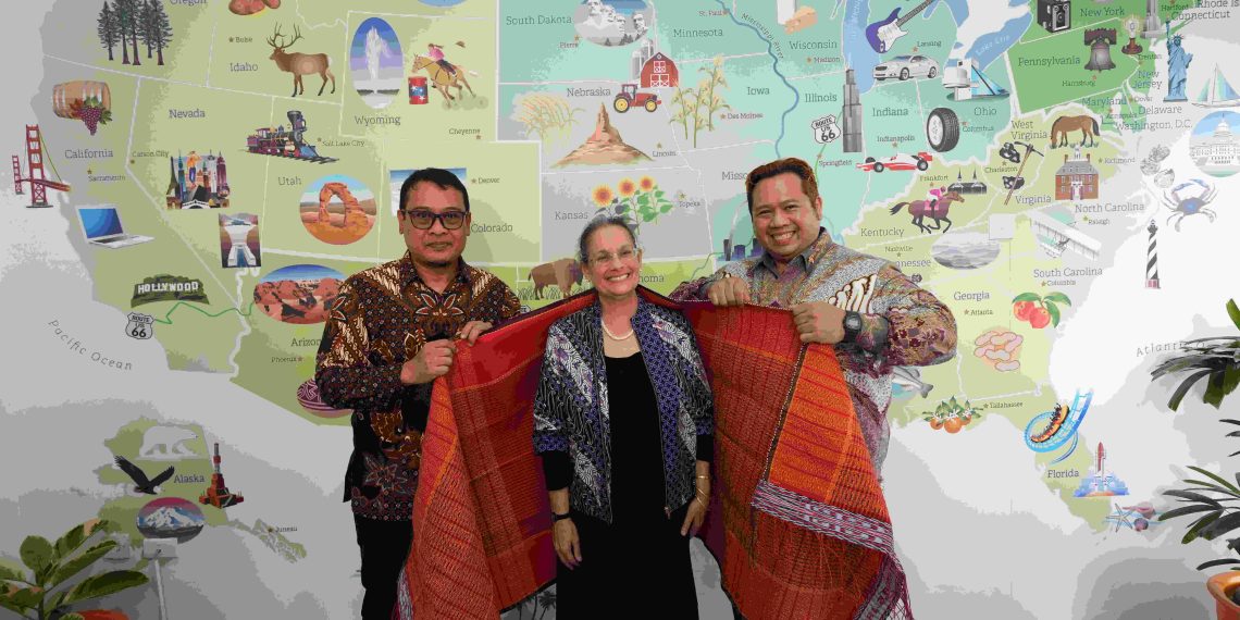 United States Ambassador Share Collage Experience With UMSU New Students