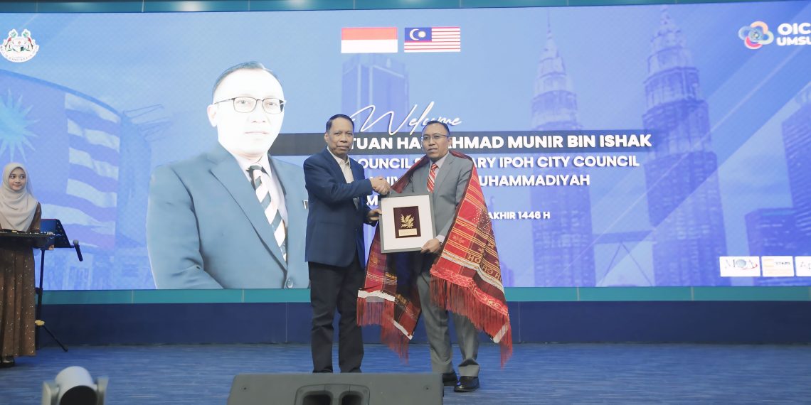 A Warm Welcome to Tuan Haji Ahmad Munir Bin Ishak and Delegation from Ipoh City